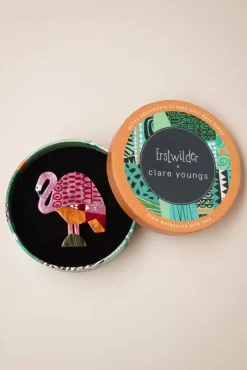A Flamingo Named Honk Broche