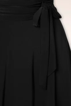 Aliyah Swing Rok In Zwart