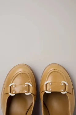 Amelie Leather Slingback Pumps In Licht Cognacbruin