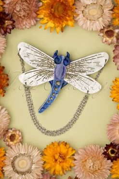 As The Dragon Flies Broche