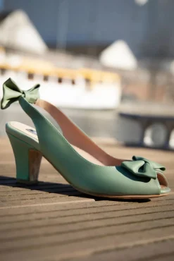 Ava Cote D'Azur Pumps In Viltspaatgroen