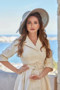 Azelia May Linnen Overcoat Jurk In Creme