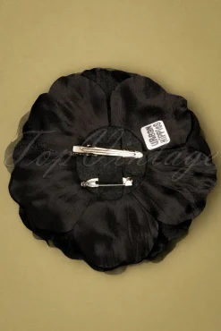 Big Flower Corsage In Zwart