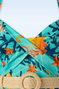 Coral Reef Halter Flare Jurk In Blauw