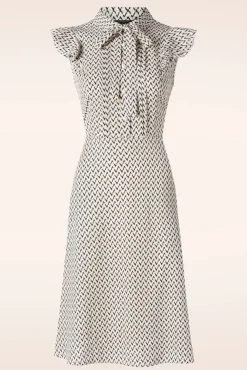 Crepe Flare Jurk In Creme