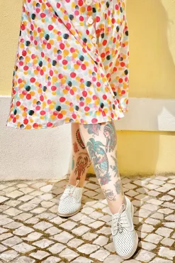 Derby Punch Schoenen In Gebroken Wit