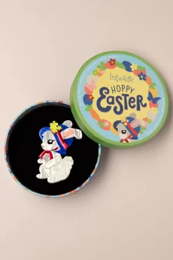 Easter Bunny Broche