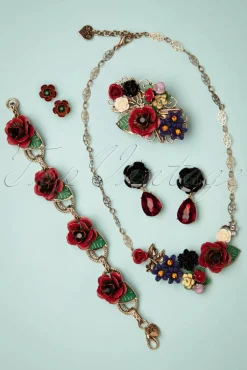 Freda Flower Cluster Haarclip En Broche In Goud En Multi