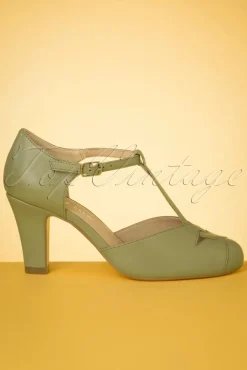 Glinda T-Strap Pumps In Salie