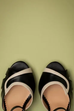 Mable Peeptoe Pumps In Zwart