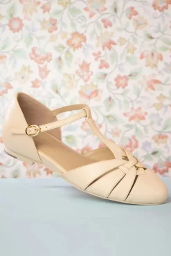 Montpellier Flats Met T-Strapjes In Creme