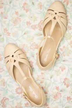 Montpellier Flats Met T-Strapjes In Creme