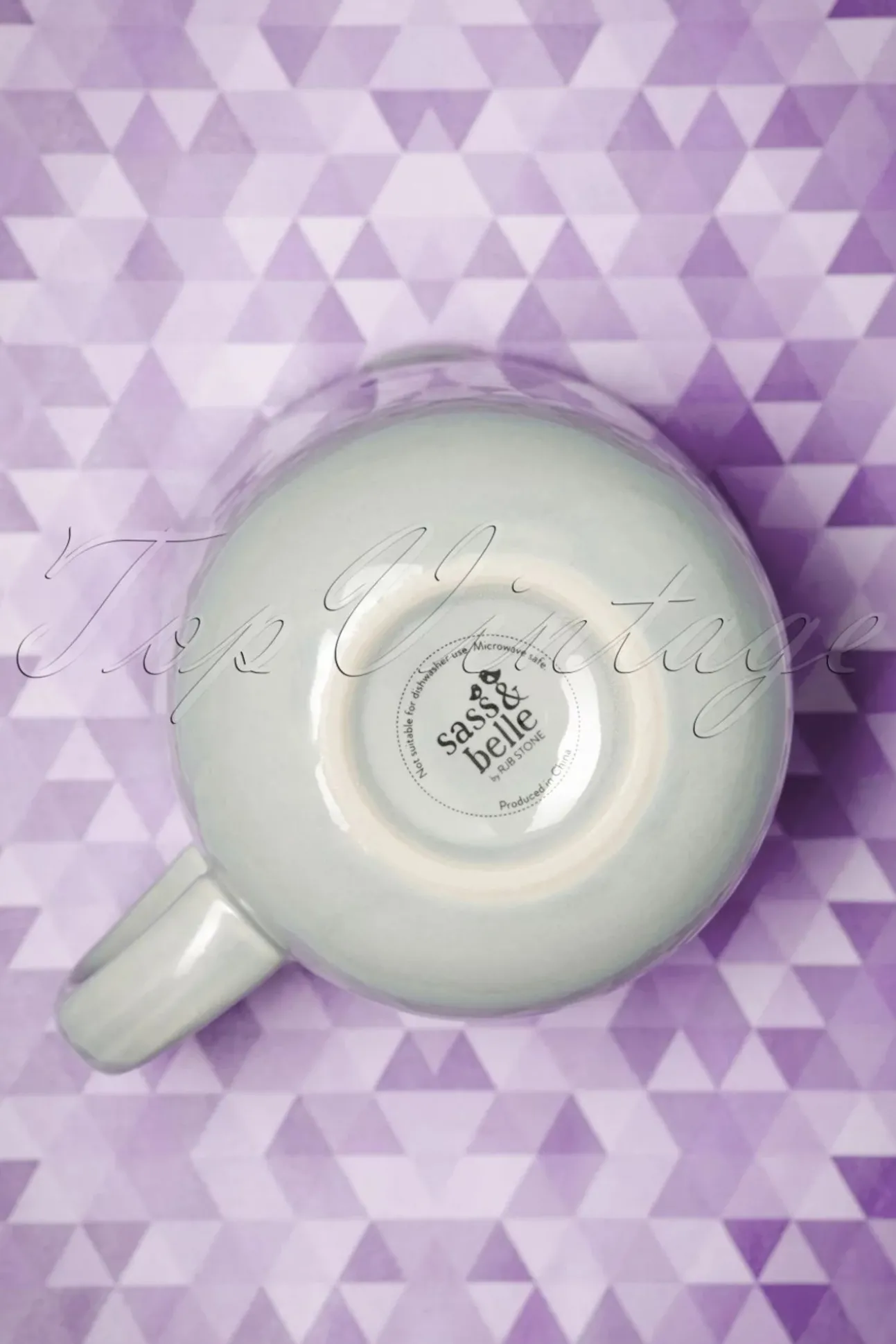 Nori De Kat Met Oren Grote Mok