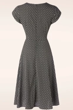 Reese Short Sleeve Jurk In Zwart