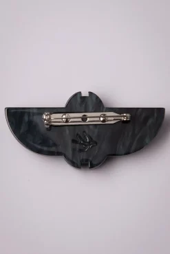 Regal Intrigue Broche