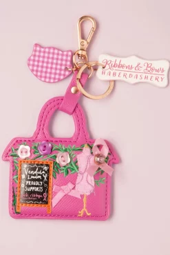 Ribbons And Bows Haberdashery Sleutelhanger In Roze