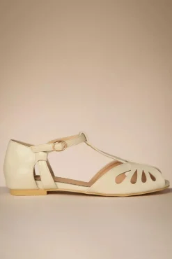 Secret Love Flats In Creme
