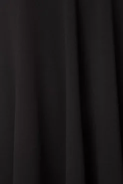 Sheila Swingrok In Zwart