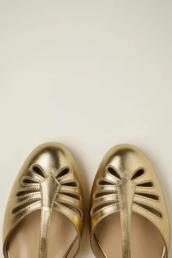 Singapore T-Strap Ballerina Flats In Goud