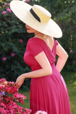 The Alessandra Swing Jurk In Felroze