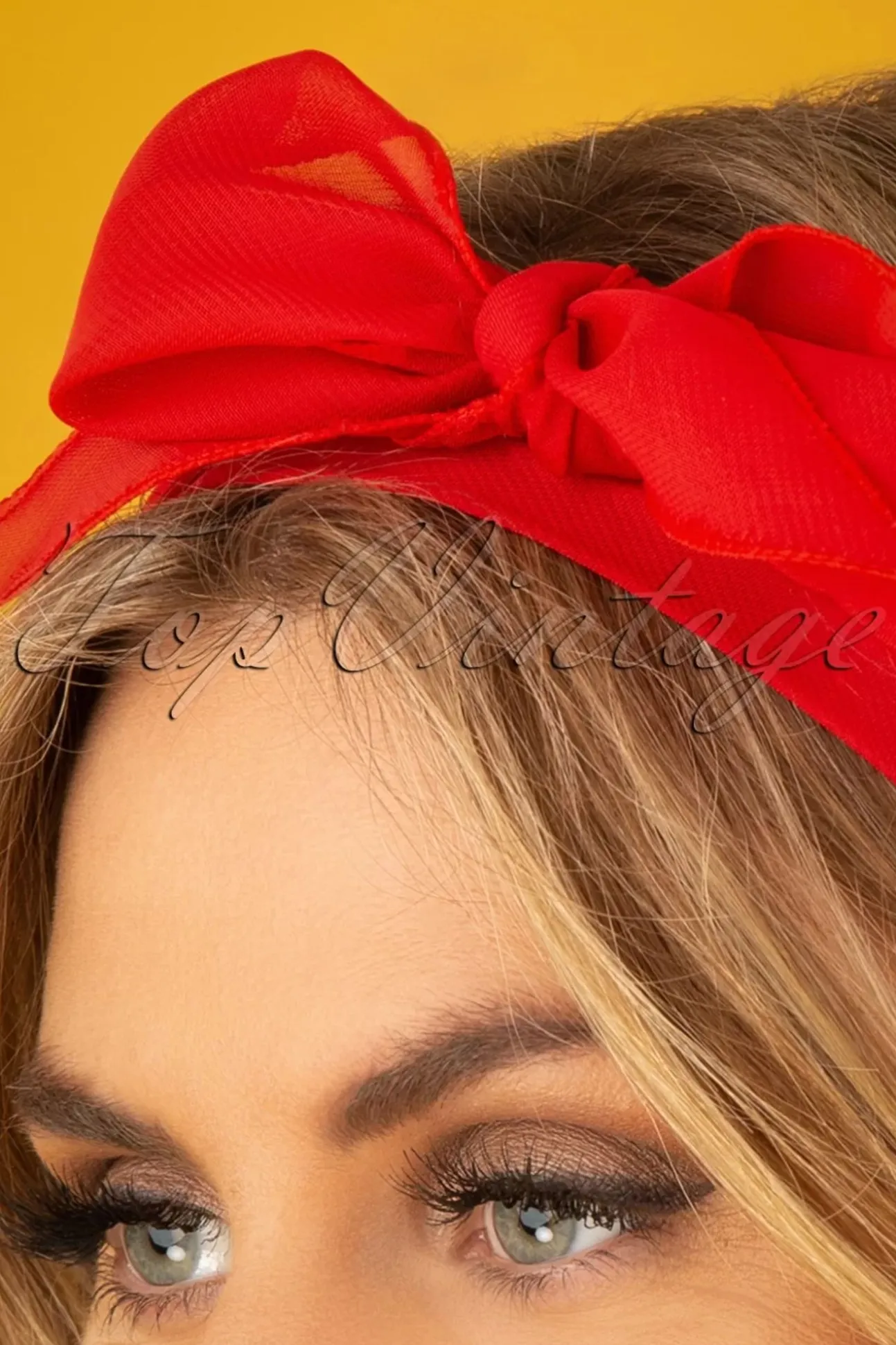 Vintage Retro Haarsjaal In Rood